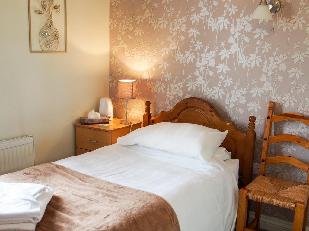 Leaded Light Guest House Solihull Ngoại thất bức ảnh
