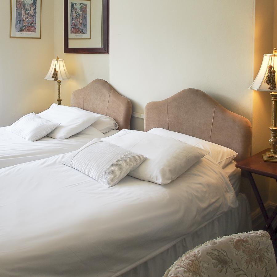 Leaded Light Guest House Solihull Ngoại thất bức ảnh