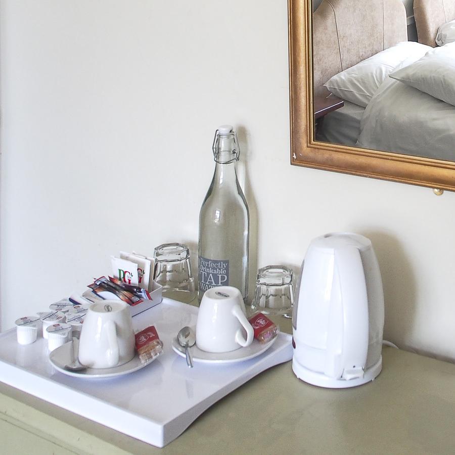 Leaded Light Guest House Solihull Ngoại thất bức ảnh