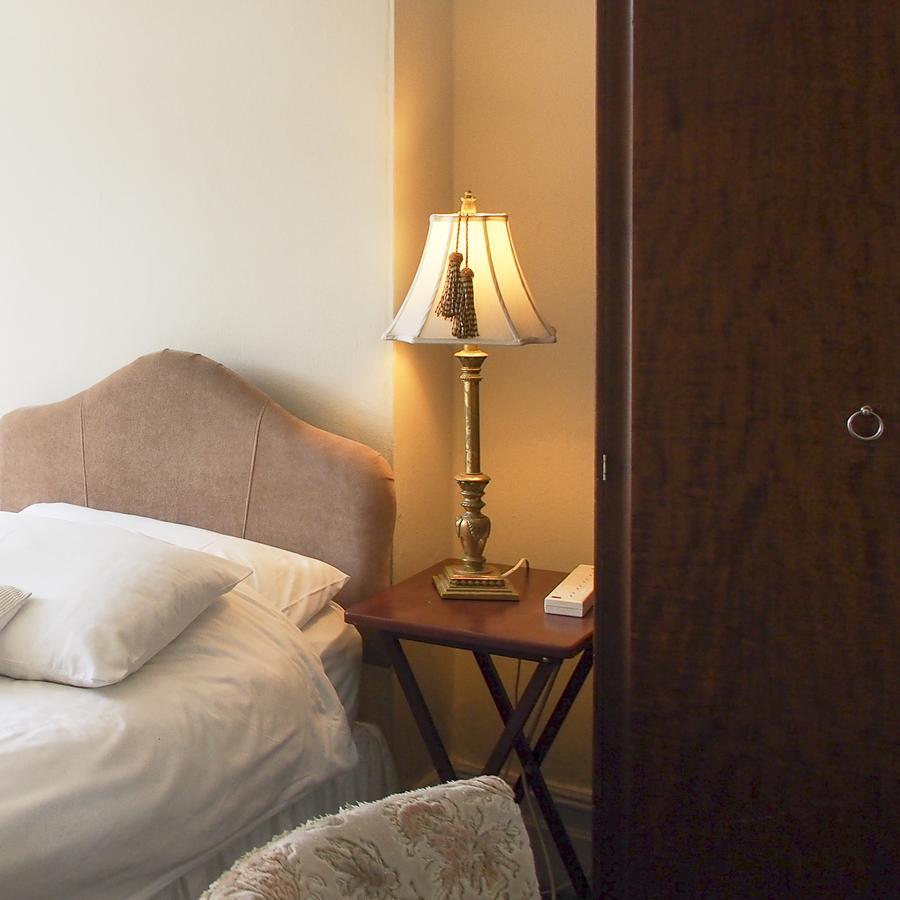 Leaded Light Guest House Solihull Ngoại thất bức ảnh